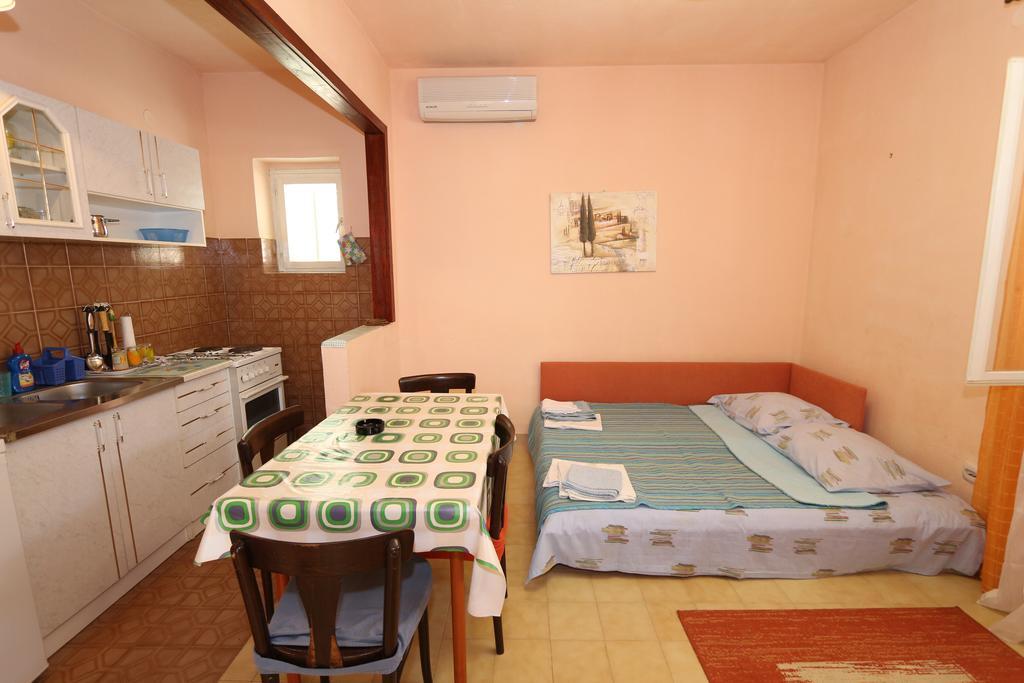 Apartments Antoneta มาคาร์สกา ภายนอก รูปภาพ