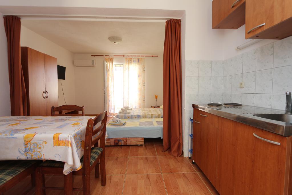 Apartments Antoneta มาคาร์สกา ภายนอก รูปภาพ