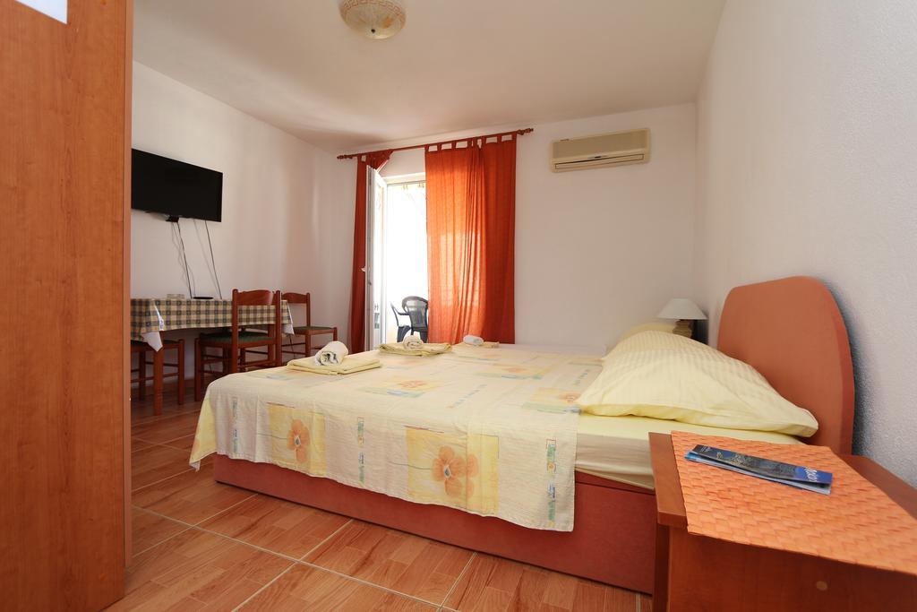 Apartments Antoneta มาคาร์สกา ภายนอก รูปภาพ